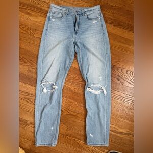 American Eagle Mom Jeans / size 8 long